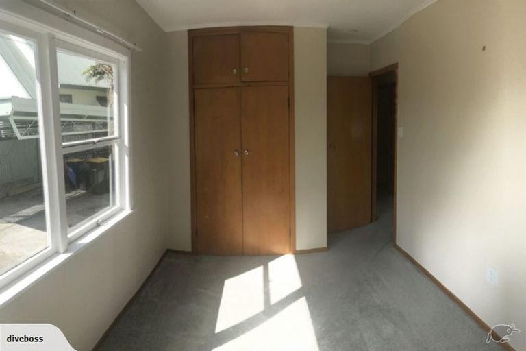 Photo of property in 6 Coleman Avenue, Herald Island, Auckland, 0618