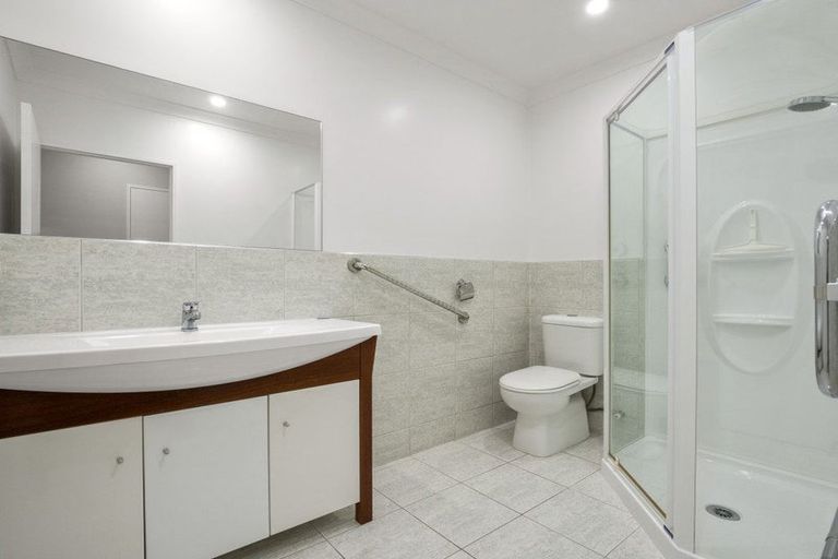 Photo of property in 1/32 Nile Road, Milford, Auckland, 0620