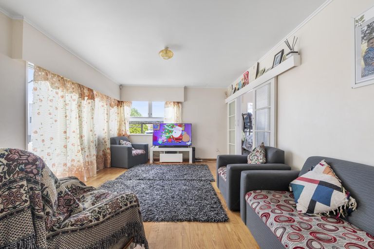 Photo of property in 135 Weymouth Road, Manurewa, Auckland, 2102