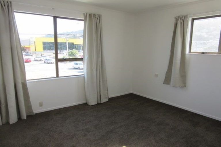 Photo of property in 1/103 Rongotai Road, Kilbirnie, Wellington, 6022