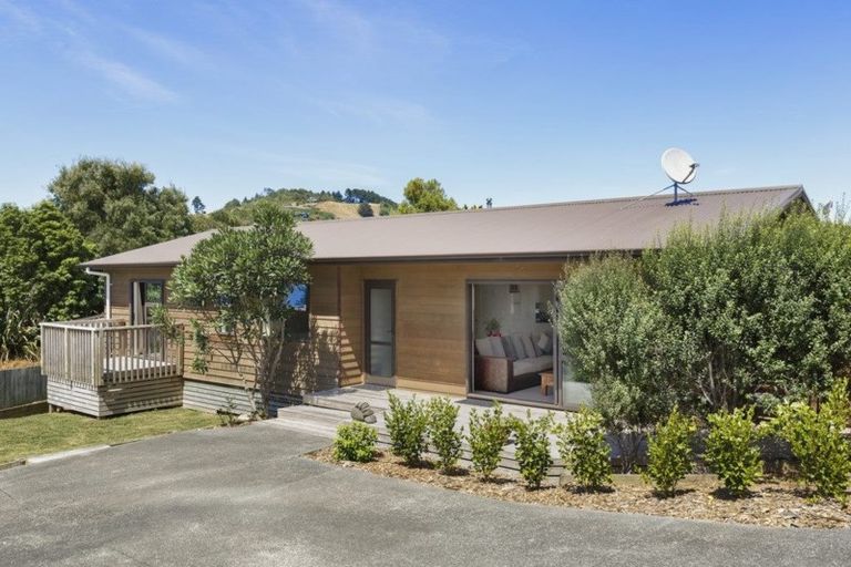 Photo of property in 5b Waikowhai Place, Raglan, 3225