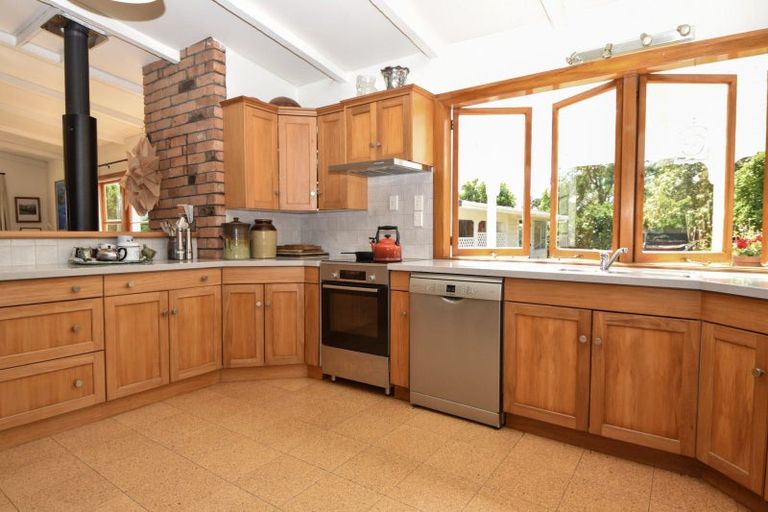 Photo of property in 90 Pembroke Street, Carterton, 5713