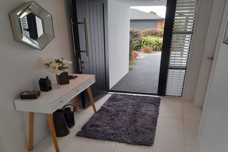 Photo of property in 10 Kawakawa Street, Pegasus, 7612