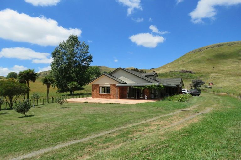 Photo of property in 1795 Dartmoor Road, Dartmoor, Napier, 4186
