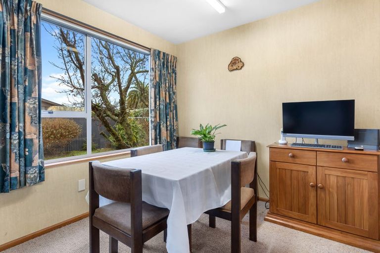 Photo of property in 5 Watson Place, Rangiora, 7400