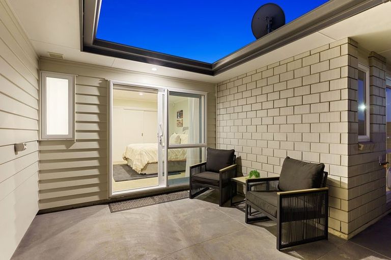 Photo of property in 12 Gardner Place, Otaki, 5512