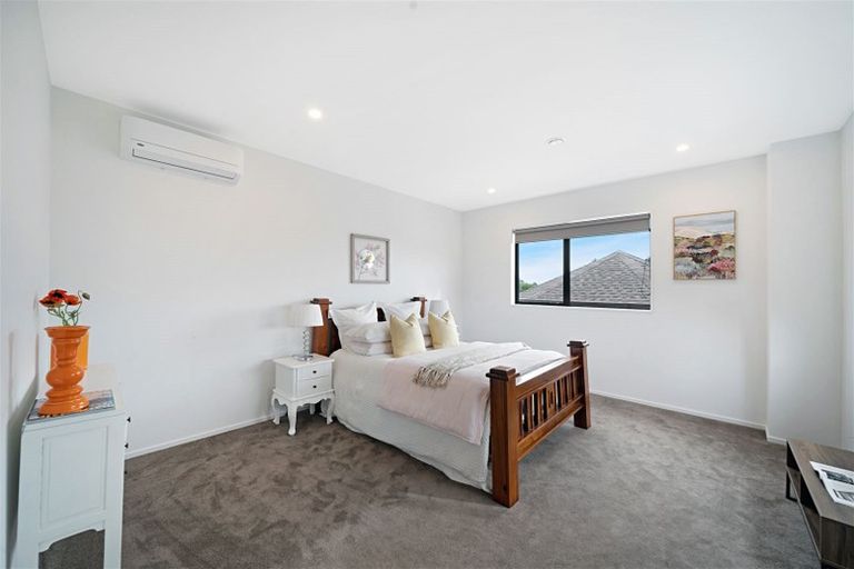 Photo of property in 74b Stamford Park Road, Mount Roskill, Auckland, 1041