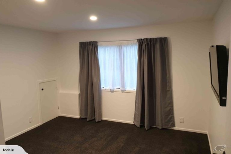 Photo of property in 1/20 Okareka Place, Pakuranga Heights, Auckland, 2010
