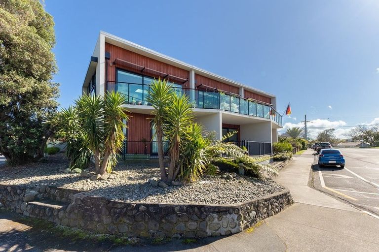 Photo of property in 6/2 Matatua Road, Raumati Beach, Paraparaumu, 5032
