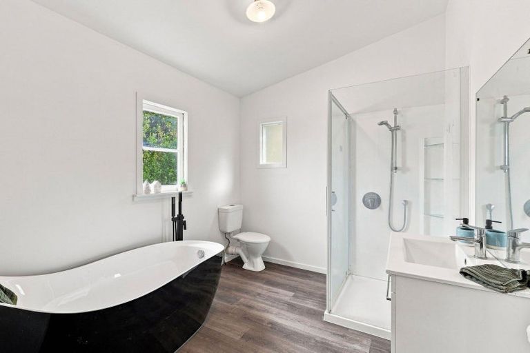 Photo of property in 77 Cornfoot Street, Castlecliff, Whanganui, 4501