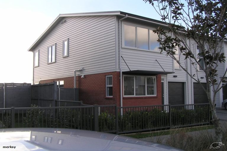 Photo of property in 39 Whenuapai Drive, Whenuapai, Auckland, 0618