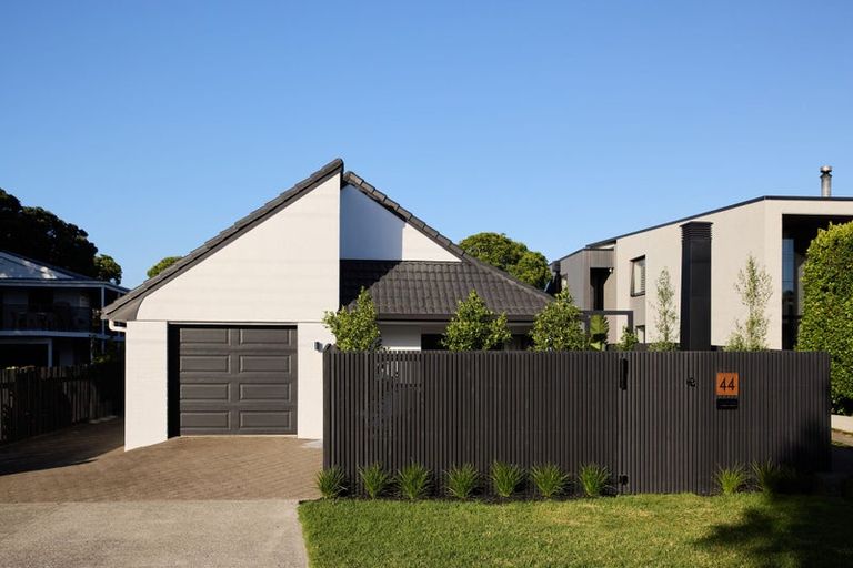 Photo of property in 44 Te Ngaio Road, Mount Maunganui, 3116