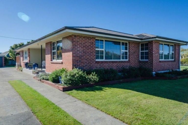 Photo of property in 17 Richard Pearse Drive, Temuka, 7920