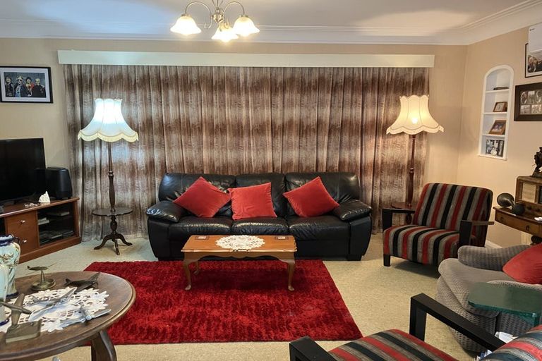 Photo of property in 1 Huia Street, Foxton Beach, Foxton, 4815