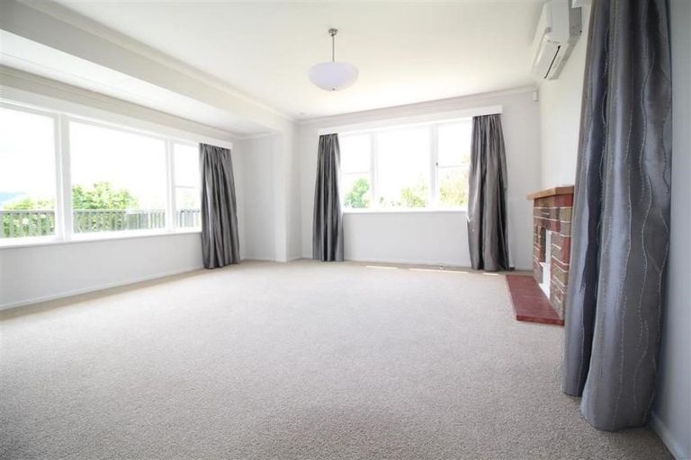 Photo of property in 21 Phillip Avenue, Glen Eden, Auckland, 0602