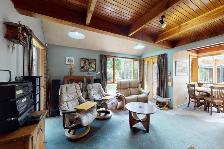 Photo of property in 15 Oak Grove, Ashburton, 7700