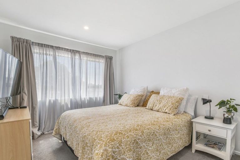 Photo of property in 2/26 Corunna Road, Milford, Auckland, 0620