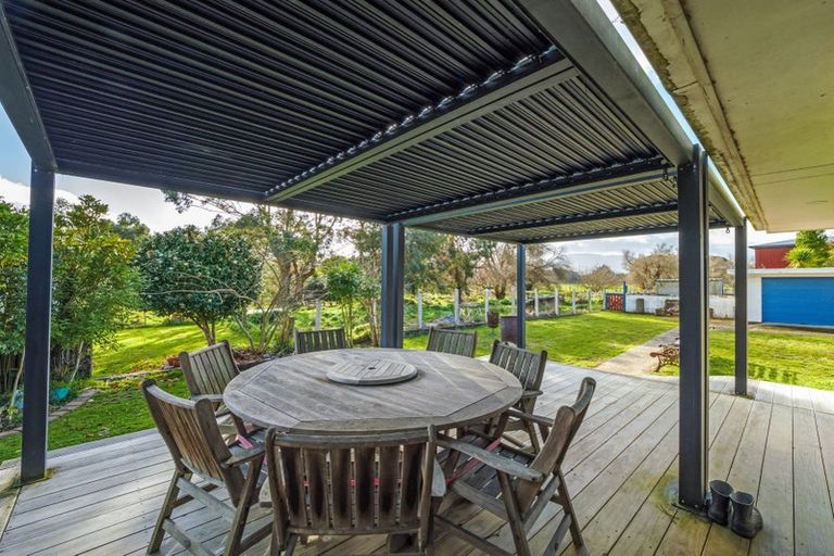 Photo of property in 73 Fergusson Street, Woodville, 4920