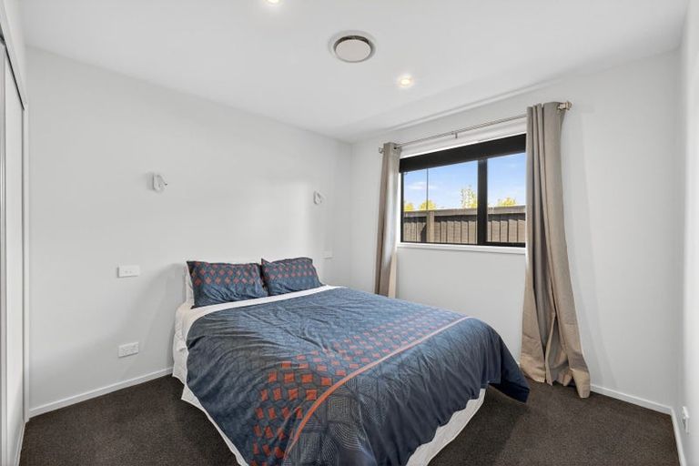 Photo of property in 11 Whitburn Avenue, Halswell, Christchurch, 8025