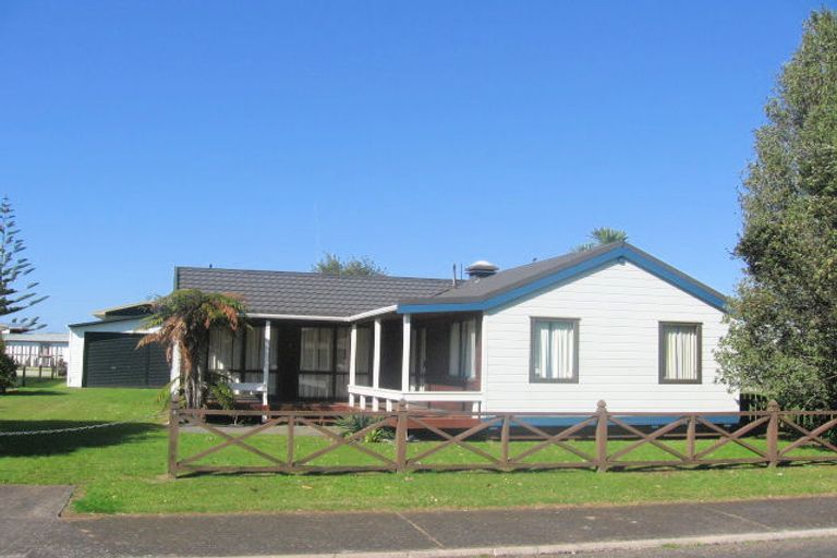 Photo of property in 4 Parkland Place, Whitianga, 3510