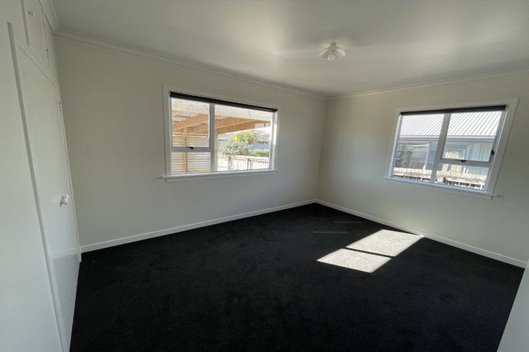 Photo of property in 326a Carrington Street, Vogeltown, New Plymouth, 4310