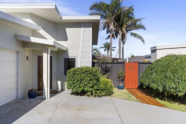 Photo of property in 12 Paua Cove, Papamoa Beach, Papamoa, 3118