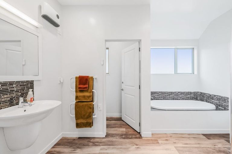 Photo of property in 298 Birch Hill Road, Okuku, Rangiora, 7473