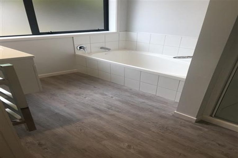 Photo of property in 10 Taiko Place, Kenepuru, Porirua, 5022