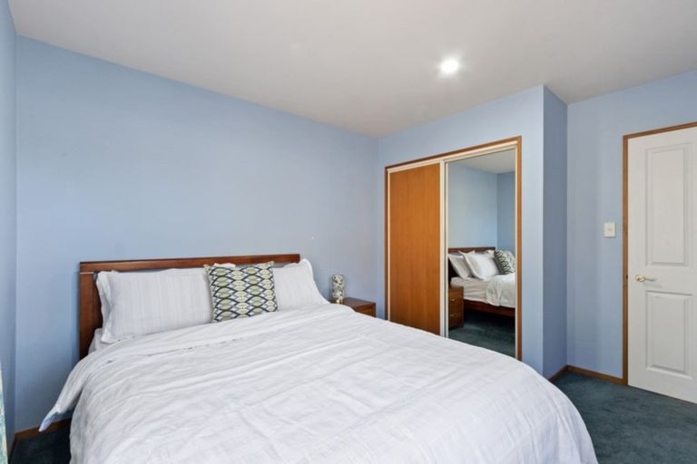 Photo of property in 34 Alpine View Lane, Parklands, Christchurch, 8083