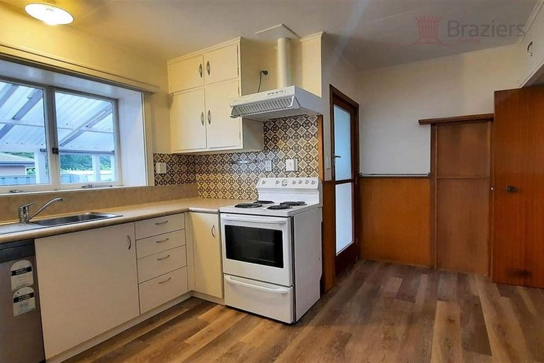 Photo of property in 40 Peer Street, Upper Riccarton, Christchurch, 8041