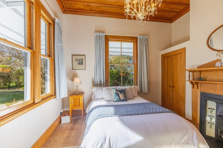 Photo of property in 5 Sydney Street, Takapau, 4203