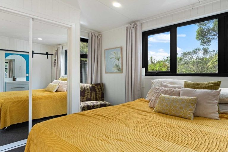 Photo of property in 3 Huia Road, Titirangi, Auckland, 0604