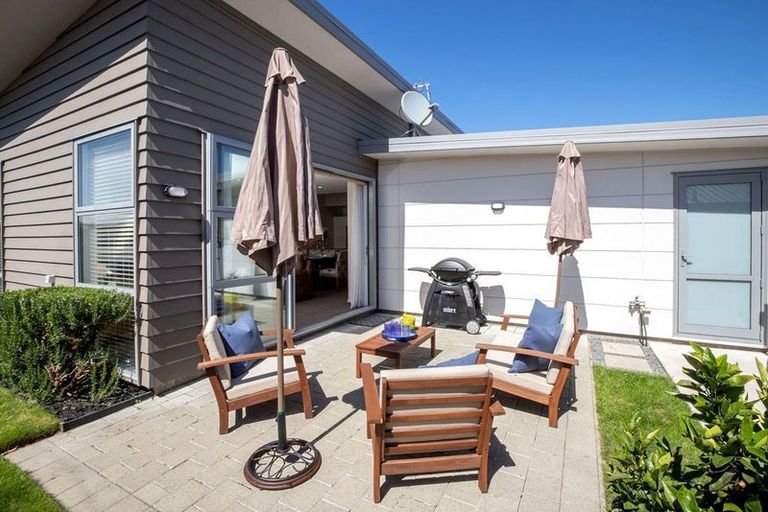 Photo of property in 2 Cable Lane, Halswell, Christchurch, 8025