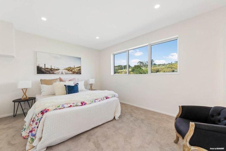 Photo of property in 62 Elevation Street, Flat Bush, Auckland, 2019