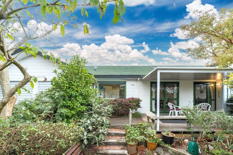 Photo of property in 1/9 Astelia Way, Waipahihi, Taupo, 3330