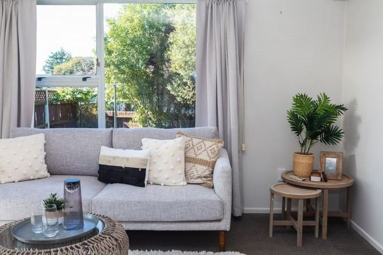 Photo of property in 1/4 Tracy Place, Redwood, Christchurch, 8051