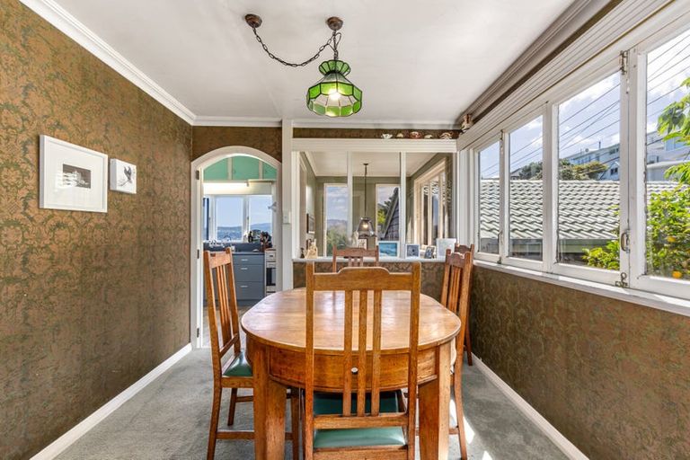 Photo of property in 2 Beacon Hill Road, Miramar, Wellington, 6022