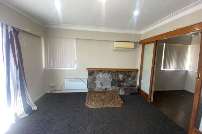 Photo of property in 96 Beaumonts Way, Manurewa, Auckland, 2102