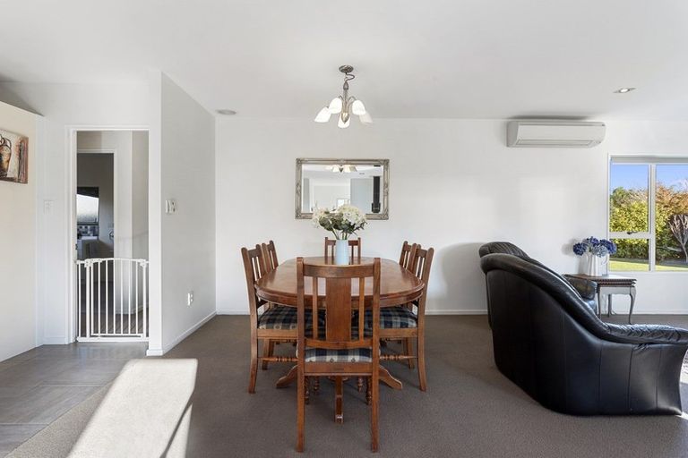 Photo of property in 22 Kowhai Street, Oxford, 7430