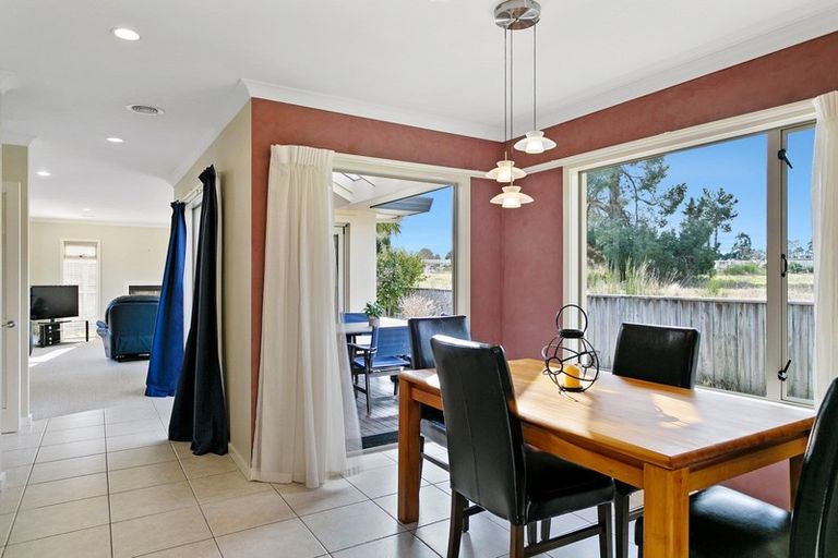 Photo of property in 11 Birchwood Lane, Hilltop, Taupo, 3330