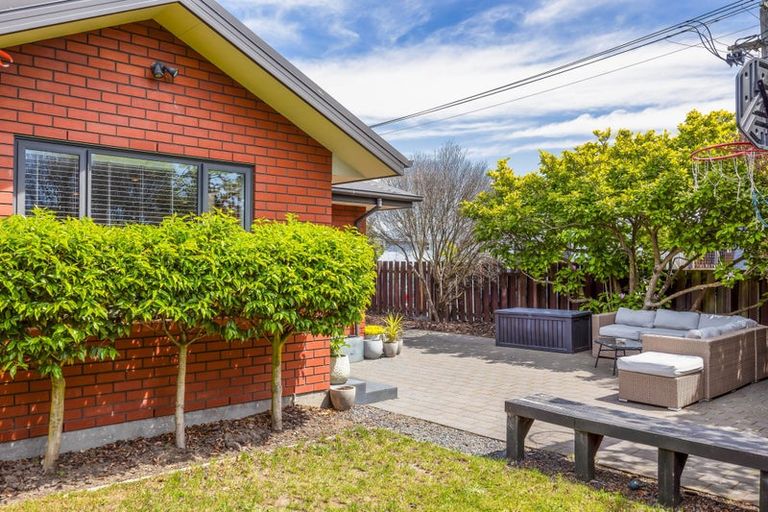 Photo of property in 106 Bassett Street, Burwood, Christchurch, 8083