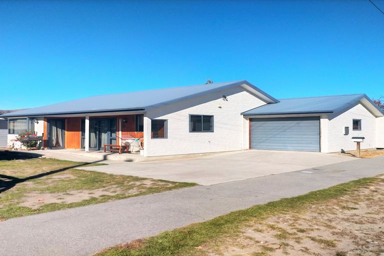 Photo of property in 11 Moa Street, Alexandra, 9320