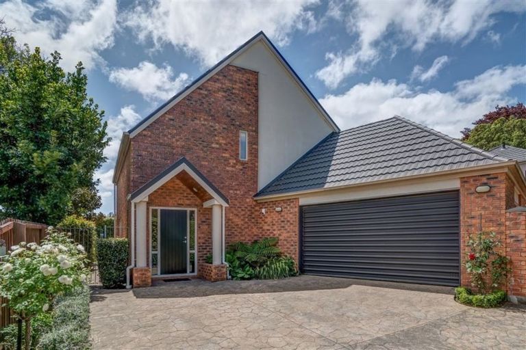 Photo of property in 2/187c Waimea Terrace, Beckenham, Christchurch, 8023