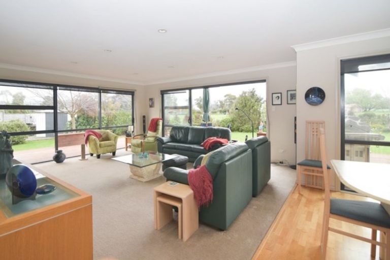 Photo of property in 19 Carrington Drive, Carterton, 5713