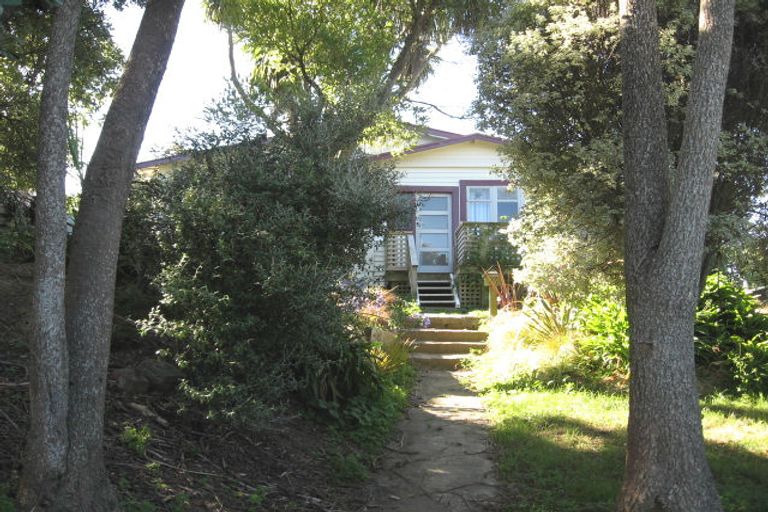 Photo of property in 60 Te Wharepouri Street, Berhampore, Wellington, 6023