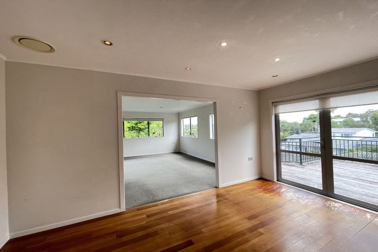 Photo of property in 4 Lynngate Place, Hillcrest, Auckland, 0627