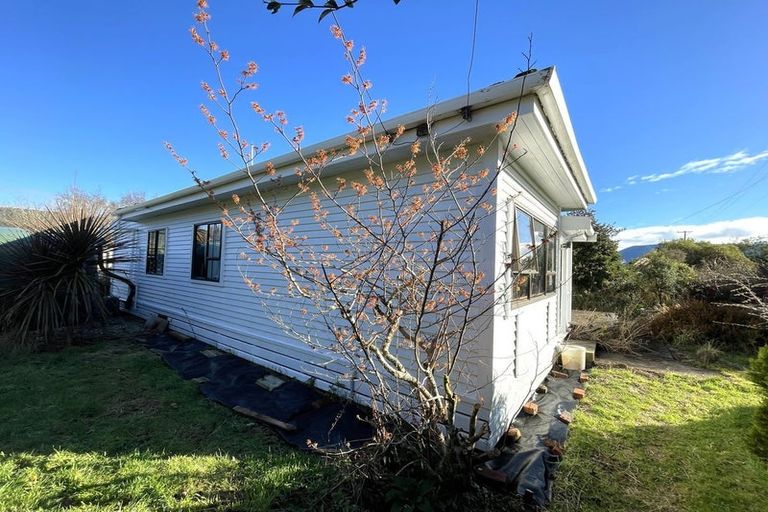 Photo of property in 869 Tahakopa Valley Road, Tahakopa, Owaka, 9586
