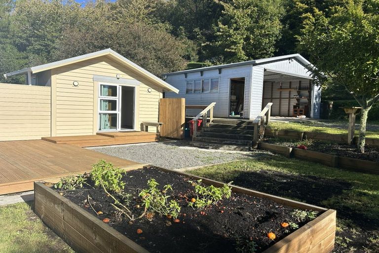 Photo of property in 39a Watt Street, Featherston, 5710