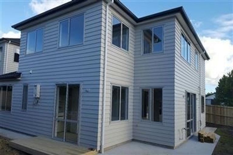 Photo of property in 2 Bahari Drive, Ranui, Auckland, 0612