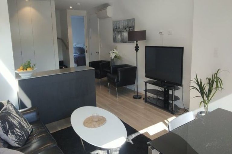 Photo of property in 138b Holly Road, St Albans, Christchurch, 8014